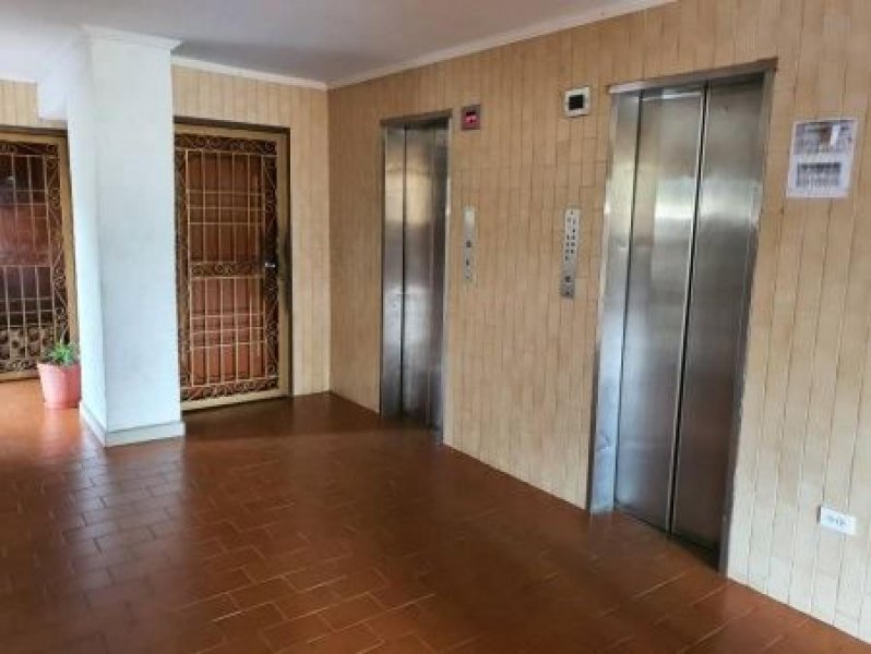 Foto Apartamento en Venta en Maracaibo, Zulia - U$D 6.500 - APV147272 - BienesOnLine