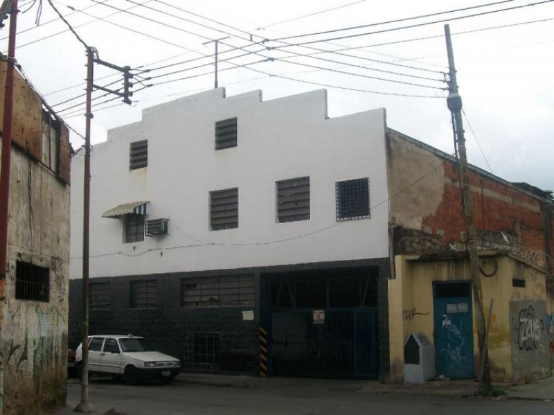 Foto Galpon en Venta en , Distrito Federal - BsF 1.700.000.000 - GAV65376 - BienesOnLine