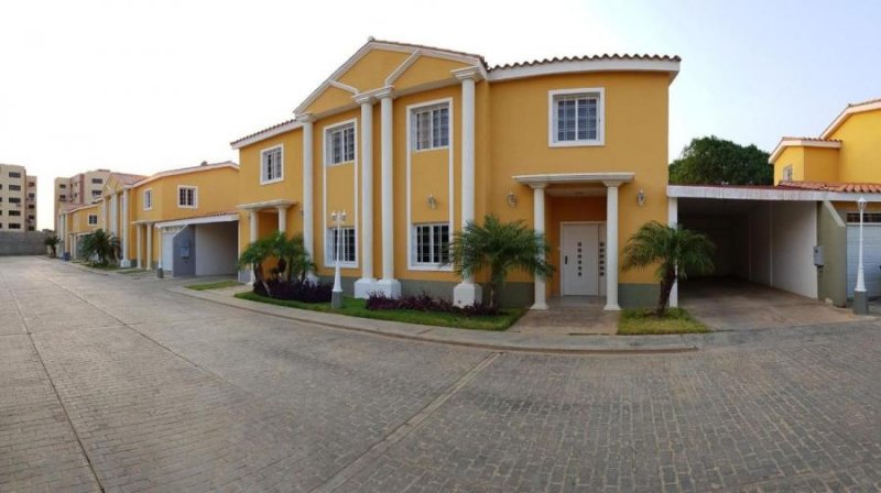 Foto Casa en Venta en Coro, Falcón - U$D 100.000 - CAV170678 - BienesOnLine