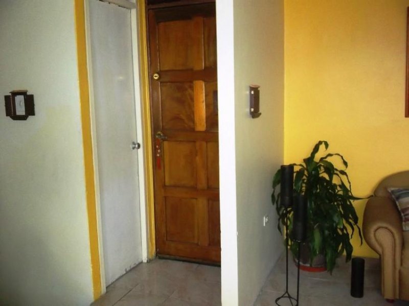 Foto Apartamento en Venta en NAGUANAGUA, Naguanagua, Carabobo - BsF 480.000 - APV42404 - BienesOnLine