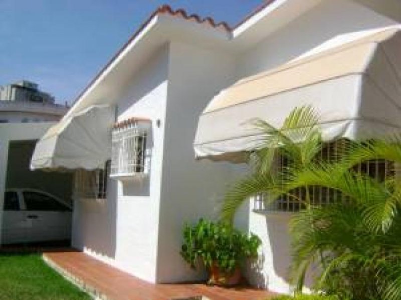 Foto Casa en Venta en Valencia, Carabobo - BsF 1.600.000 - CAV18709 - BienesOnLine