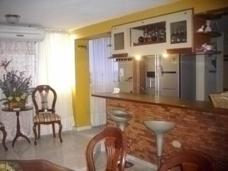 Foto Apartamento en Venta en Maracay, Aragua - BsF 700.000 - APV36079 - BienesOnLine