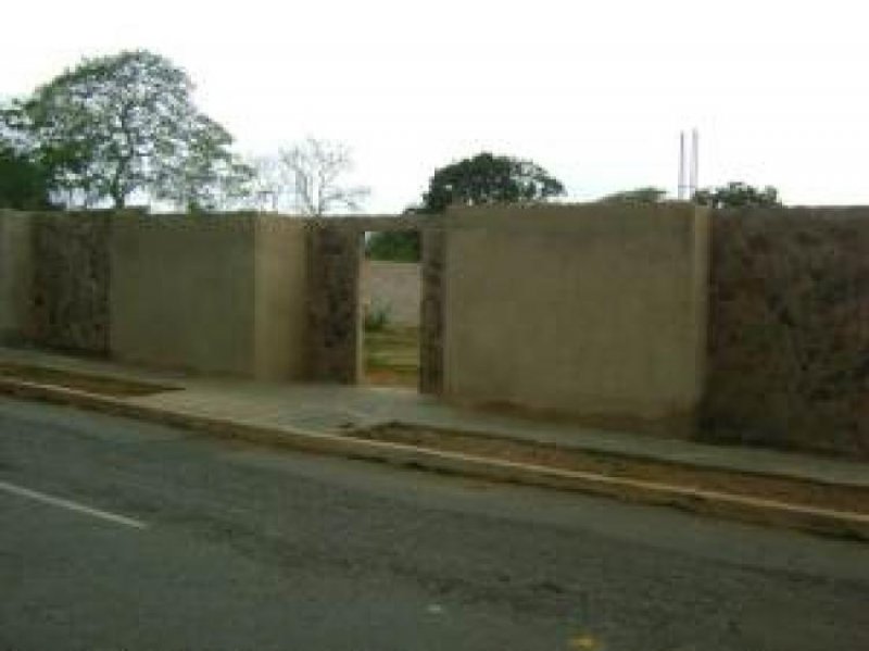 Foto Terreno en Venta en Valencia, Carabobo - BsF 1.980.000 - TEV21504 - BienesOnLine