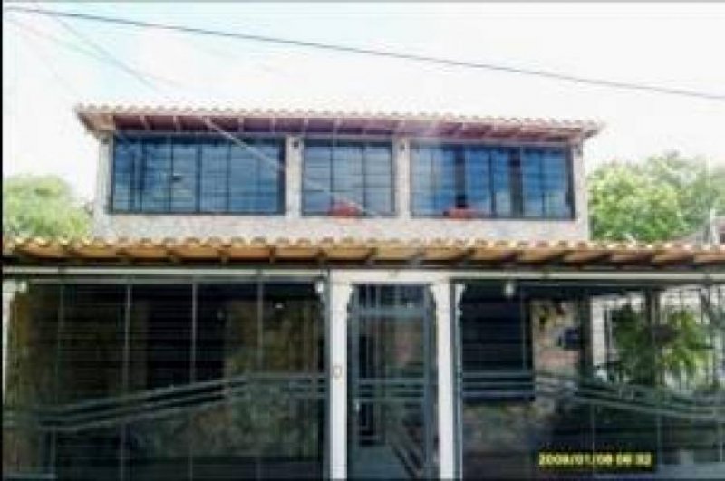 Foto Casa en Venta en Valencia, Valencia, Carabobo - BsF 1.300.000 - CAV46439 - BienesOnLine