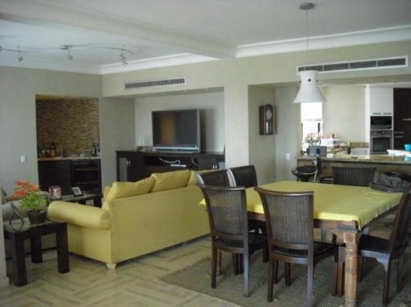 Foto Apartamento en Venta en Maracaibo, Zulia - BsF 9.000.000 - APV47398 - BienesOnLine