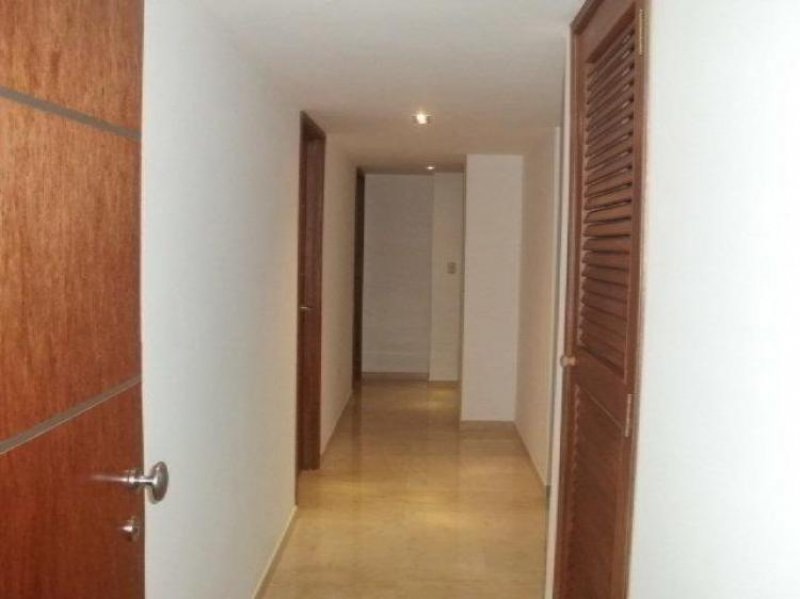 Foto Apartamento en Venta en Maracaibo, Zulia - BsF 11.900.000 - APV48187 - BienesOnLine