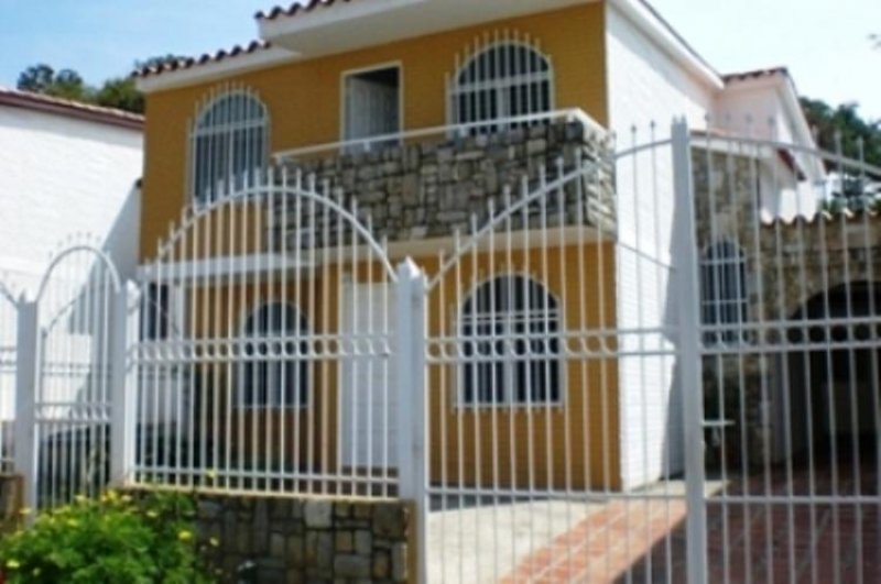 Foto Casa en Venta en Urb. El Pinar, Naguanagua, Carabobo - BsF 900.000 - CAV36445 - BienesOnLine