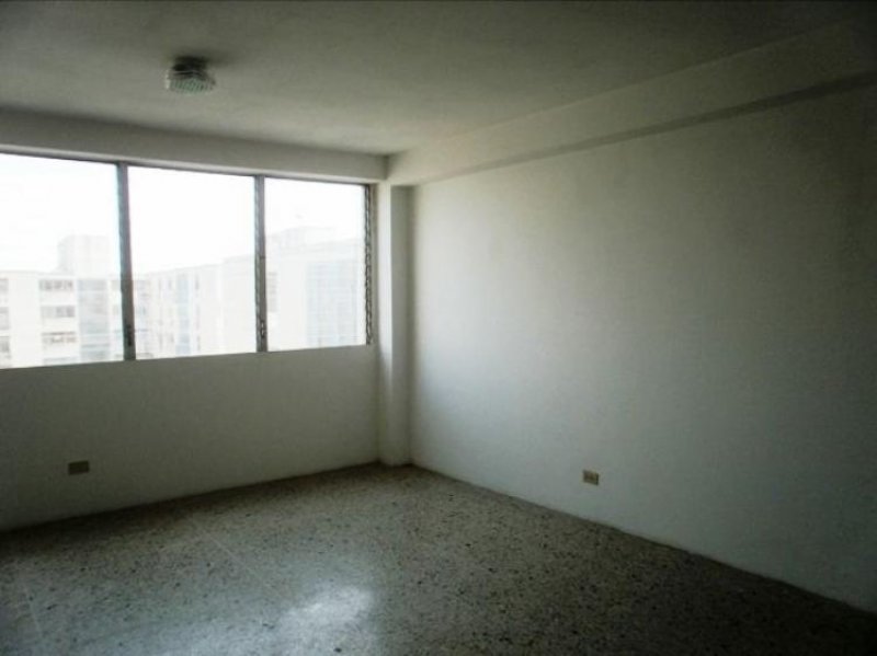 Foto Apartamento en Venta en Maracaibo, Zulia - BsF 550.000 - APV42556 - BienesOnLine