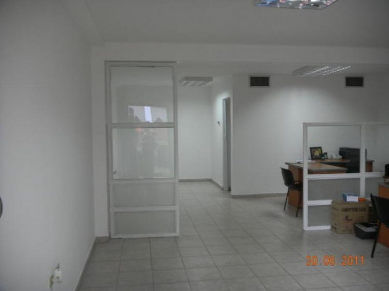 Foto Local en Alquiler en Maracaibo, Zulia - BsF 5.500 - LOA42743 - BienesOnLine