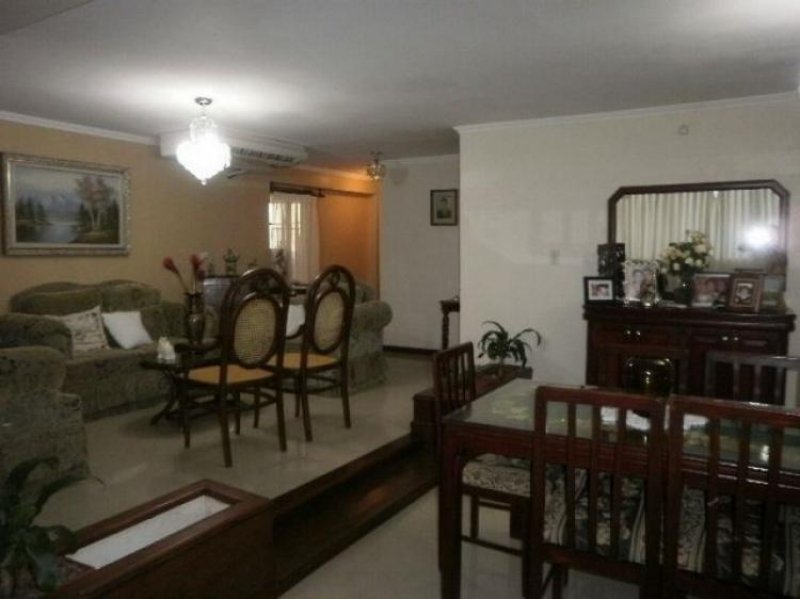 Foto Apartamento en Venta en Maracaibo, Zulia - BsF 700.000 - APV42608 - BienesOnLine