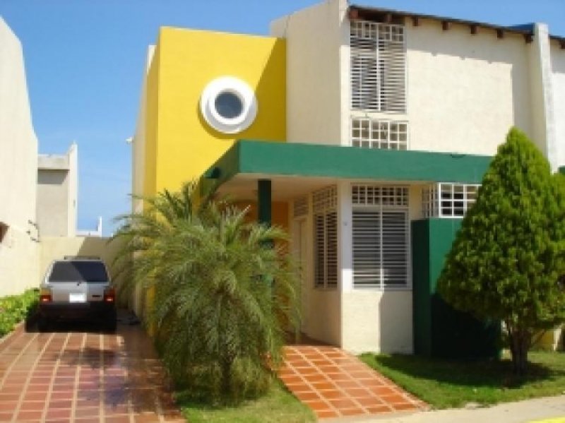 Foto Casa en Venta en Monte Claro, Maracaibo, Zulia - BsF 900.000 - CAV17450 - BienesOnLine