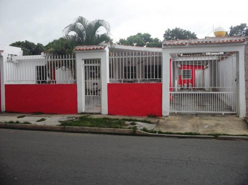 Foto Casa en Venta en Urb Parque Valencia, Valencia, Carabobo - BsF 1.160.000 - CAV47707 - BienesOnLine