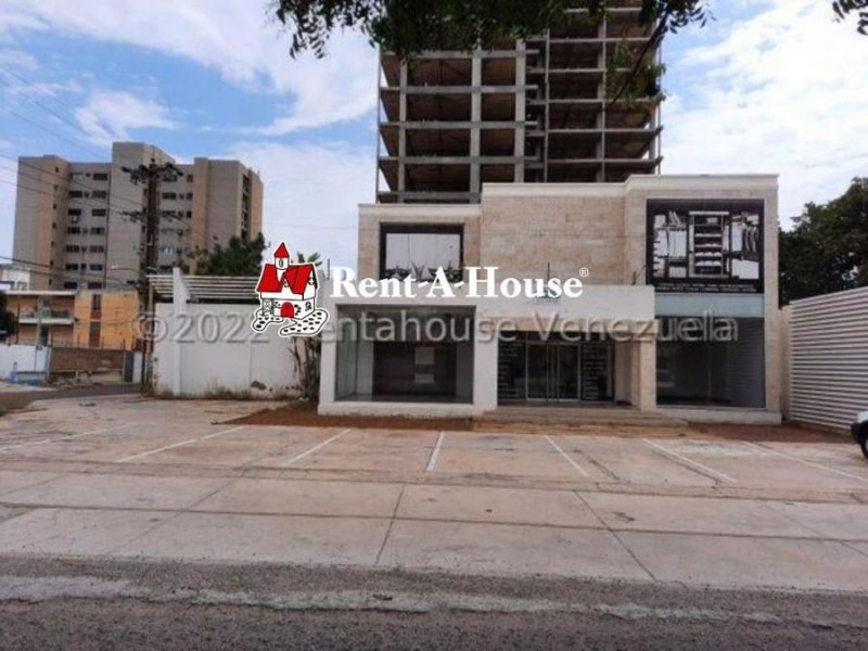 Foto Local en Alquiler en Maracaibo, Zulia - U$D 1.000 - LOA192643 - BienesOnLine