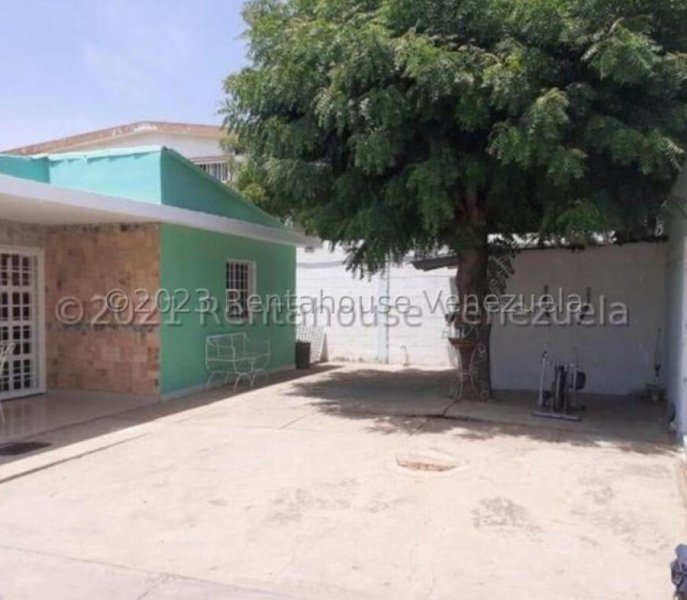 Foto Casa en Venta en Maracaibo, Zulia - U$D 13.000 - CAV217868 - BienesOnLine