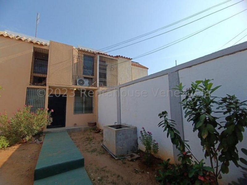 Foto Casa en Venta en Maracaibo, Zulia - U$D 12.000 - CAV198432 - BienesOnLine