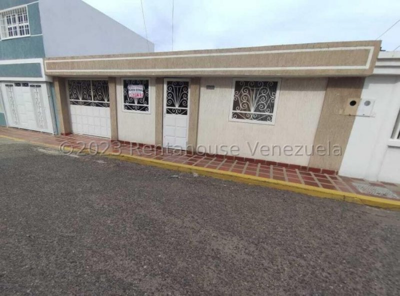 Foto Casa en Venta en Maracaibo, Zulia - U$D 14.000 - CAV201391 - BienesOnLine