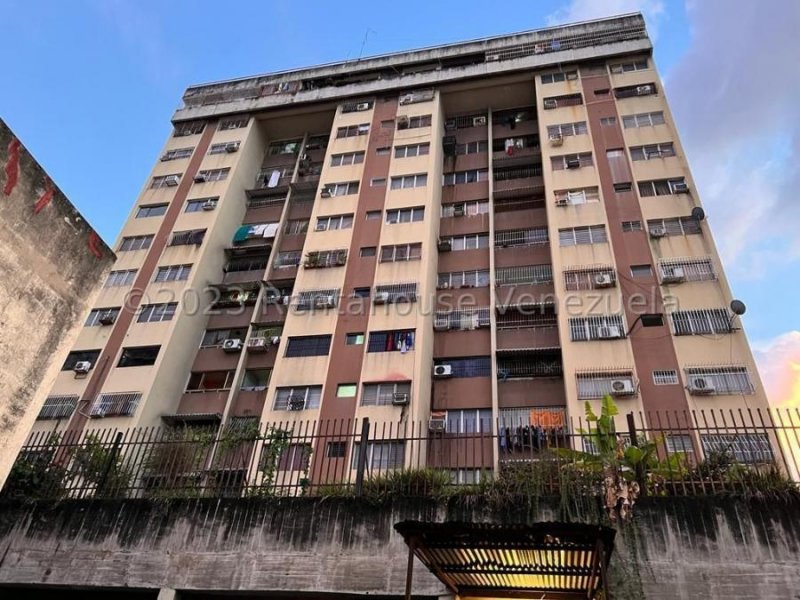 Foto Apartamento en Venta en Maracay, Aragua - U$D 24.000 - APV229052 - BienesOnLine