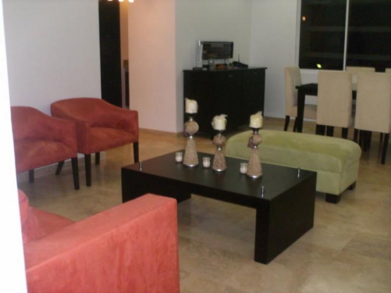 Foto Apartamento en Venta en Av Universidad, Maracaibo, Zulia - BsF 880.000 - APV17704 - BienesOnLine