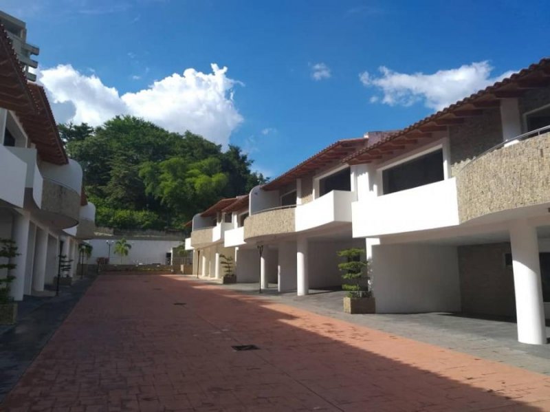 Foto Casa en Venta en Valencia, Carabobo - U$D 320.000 - CAV231985 - BienesOnLine