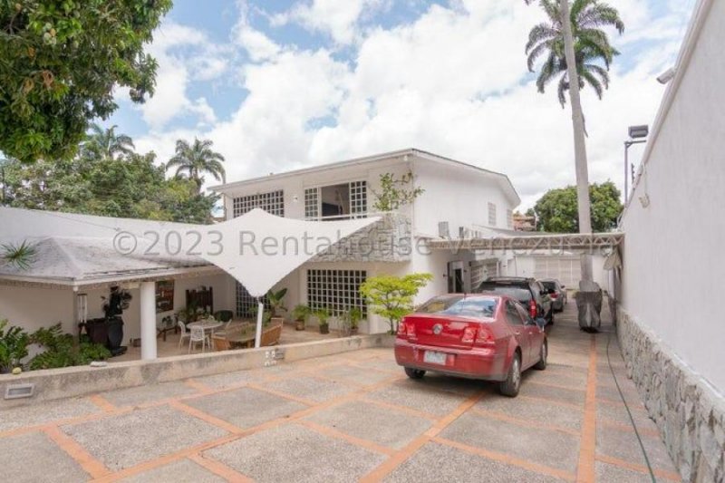 Foto Casa en Venta en Sucre, Municipio Sucre, Los Chorros, Distrito Federal - U$D 380.000 - CAV199875 - BienesOnLine