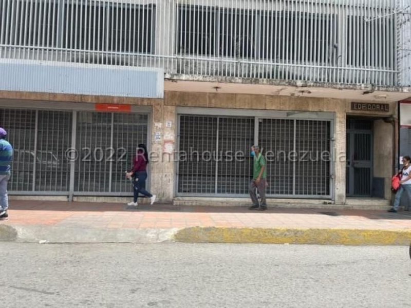 474 m2 EXCELENTE ZONA COMERCIAL, ZONA  EN CRECIMIENTO MLS#23-2947 R A H Pablo Velozo