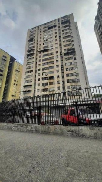 Foto Apartamento en Alquiler en Sucre, Municipio Sucre, La California, Distrito Federal - U$D 400 - APA203773 - BienesOnLine