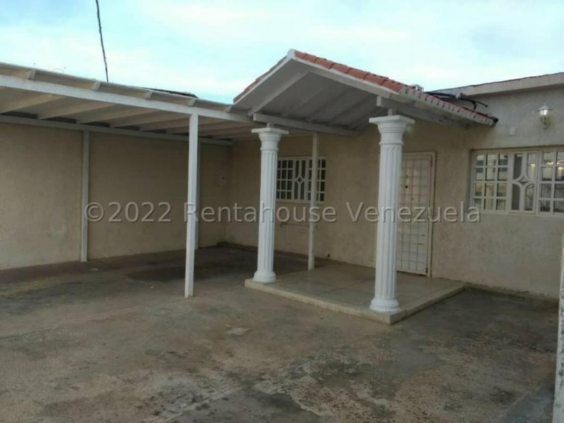 Foto Casa en Venta en punto fijo, Punto Fijo, Falcón - U$D 22.000 - CAV171804 - BienesOnLine