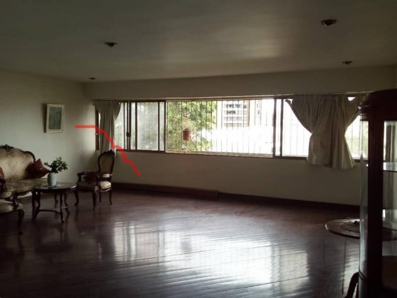 Apartamento en Venta en Baruta Urbanización Colinas de Valle Arrriba, Distrito Federal