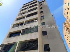 Agua Blanca Apartamento en venta  Valencia Carabobo Desiree  Castillo Rentahouse 25-11528