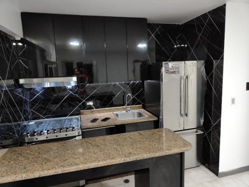 Alicia Castillo vende Apartamento en Chacaito