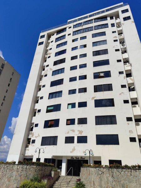 Apartamento en Alquiler en El Bosque Valencia, Carabobo