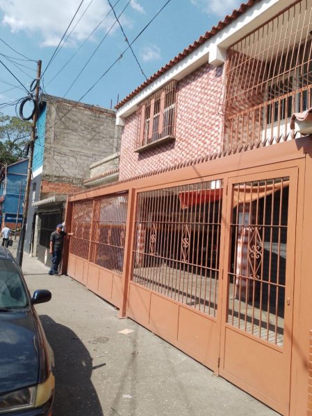 Local en Alquiler en El Cementerio Santa Rosalía, Distrito Federal