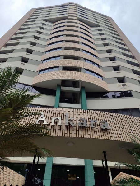 Apartamento en Alquiler en San José Valencia, Carabobo