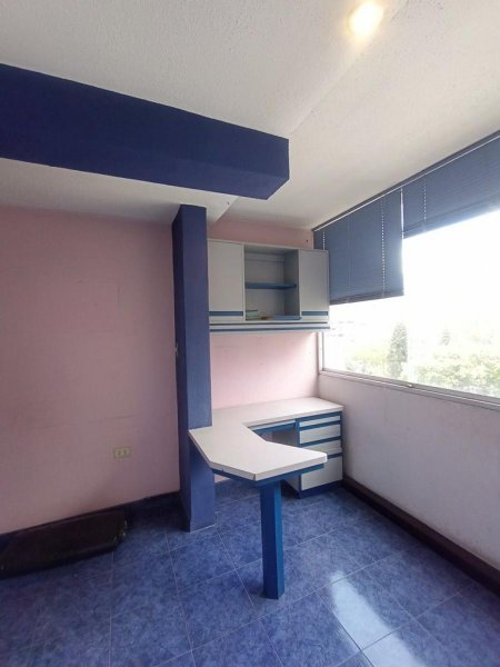 ALQUILER Oficina/Consultorio Odontologico 20mts2 los caobos Plaza Venezuela						