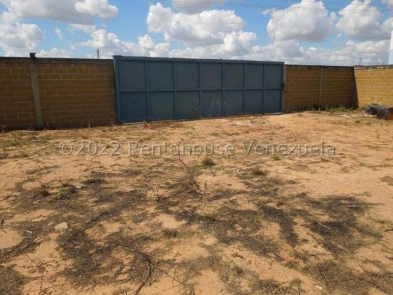 Foto Terreno en Alquiler en Zona Industrial, El Tigre, Anzoátegui - U$D 2.800 - TEA249527 - BienesOnLine