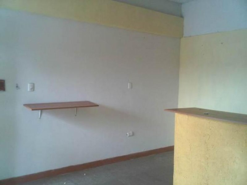 Foto Local en Alquiler en maracay, Maracay, Aragua - BsF 3.000 - LOA15902 - BienesOnLine