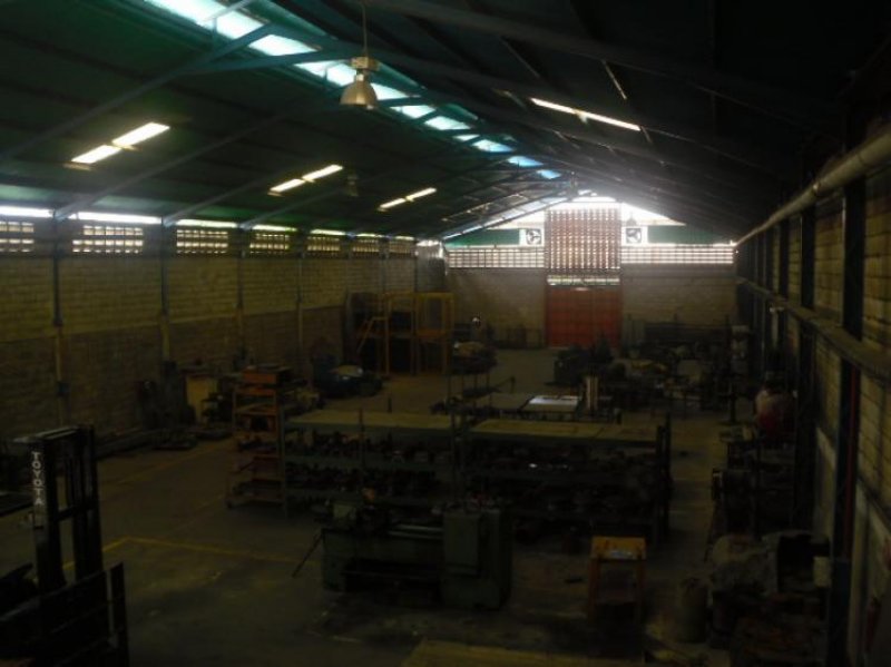 Foto Galpon en Alquiler en ZONA INDUSTRIAL PIÑONAL, Maracay, Aragua - BsF 250.000 - GAA109806 - BienesOnLine