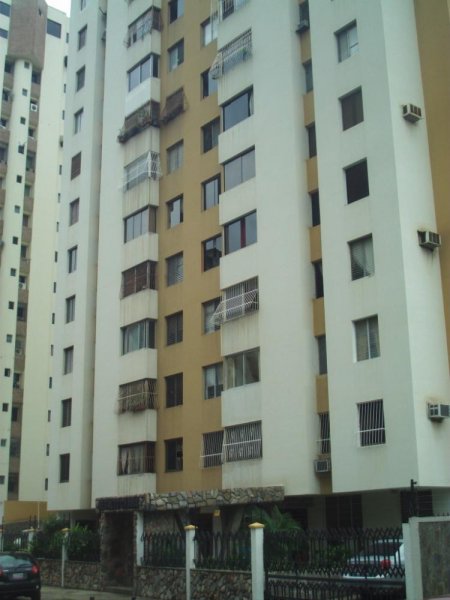 Foto Apartamento en Venta en URB. VALLES DE CAMORUCO, Valencia, Carabobo - BsF 600.000 - APV23948 - BienesOnLine