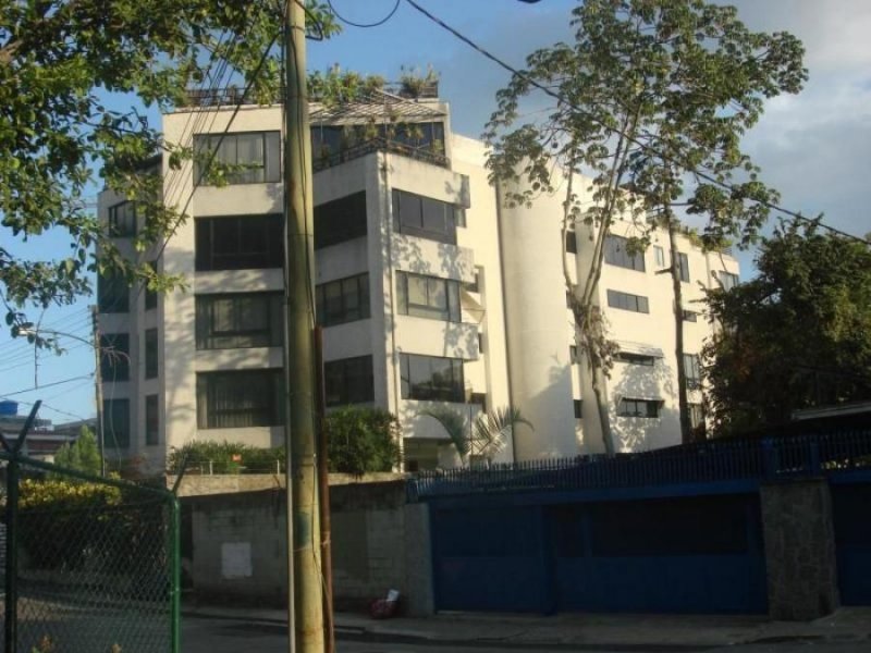 Foto Apartamento en Venta en Los Palos Grandes, Distrito Federal - U$D 400.000 - APV127622 - BienesOnLine