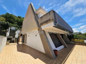 Casa en Venta en Cumbres de Curumo Caracas, Distrito Federal