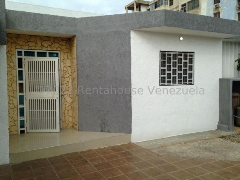 Foto Casa en Venta en punto fijo, Punto Fijo, Falcón - U$D 40.000 - CAV170746 - BienesOnLine