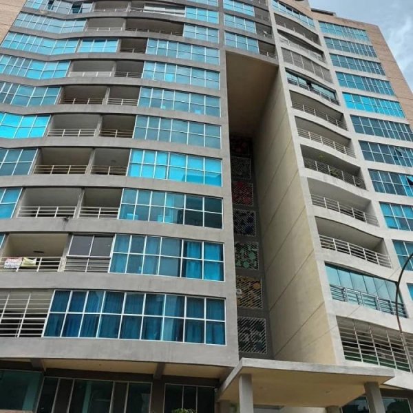 Foto Apartamento en Venta en Valencia, Carabobo - U$D 100.000 - APV201243 - BienesOnLine