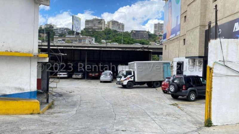 Amplio Local Comercial en Alquiler en Bello Monte Vanessa Sayago MLS #24-1497