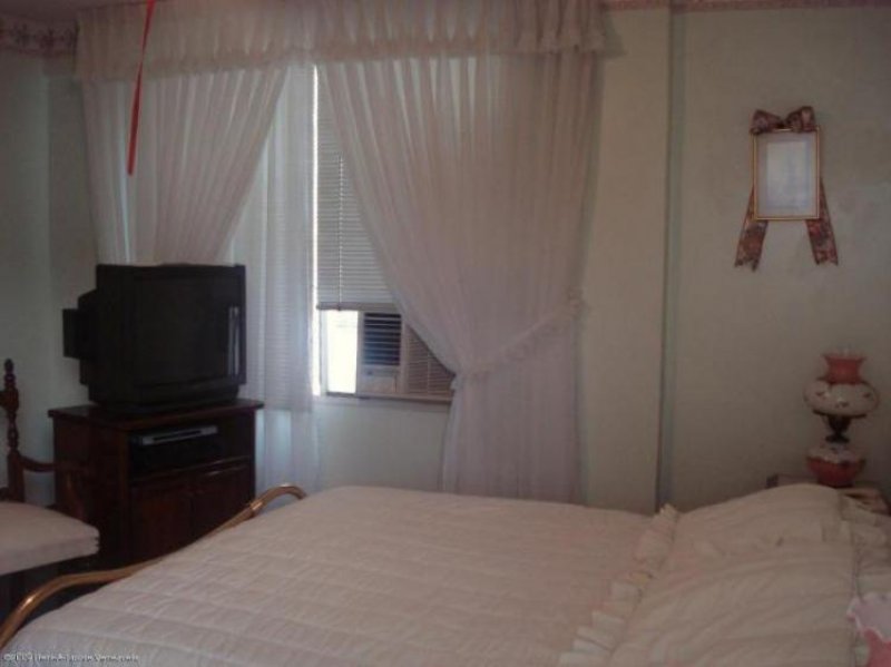 Foto Apartamento en Venta en Valencia, Carabobo - BsF 860.000 - APV32109 - BienesOnLine