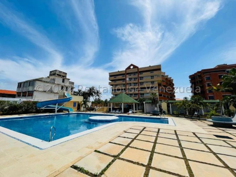 Apartamento (1 Nivel) en Venta en Playa Sur, Falcon MLS #25-13626 GR 