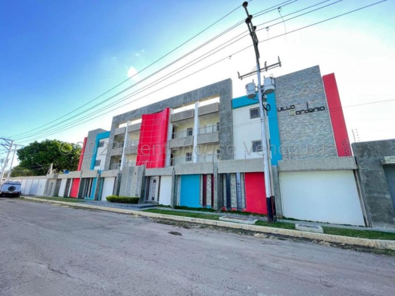 Apartamento (1 Nivel) en Venta en Sector San Bosco, Falcon MLS #25-2736 GR