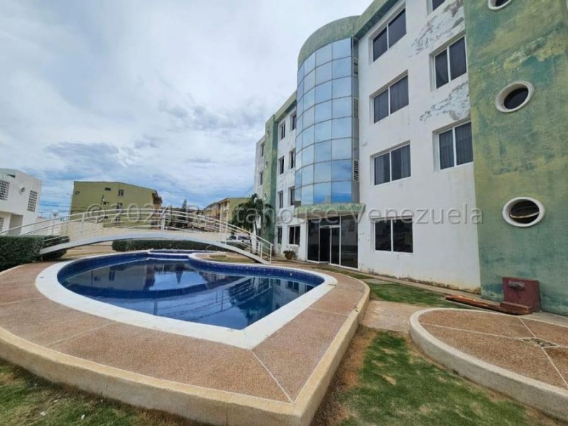 Apartamento (1 Nivel) en Venta en Sector San Bosco, Falcon MLS #25-4464 GR 