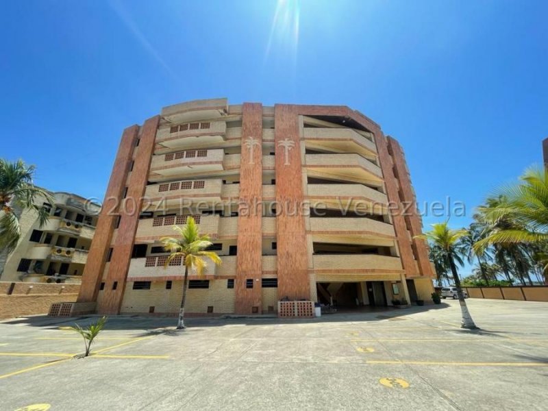 Apartamento (1 Nivel) en Venta en Tucacas, Falcon MLS #24-21808 GR 