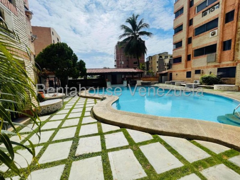 Apartamento (1 Nivel) en Venta en Tucacas, Falcon MLS #25-10419 GR 