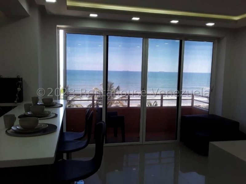 Apartamento (1 Nivel) en Venta en Tucacas, Falcon MLS #25-11716 GR